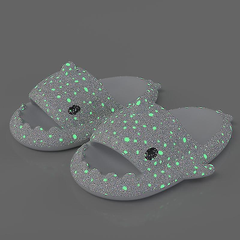 Shark Slippers Home Shark Infradito Nuvola Shark Clapper Estate Morbido Antiscivolo Shark Slides Scarpe Uomo Grigio cielo stellato 40-41 (25-25.5cm) Vendita